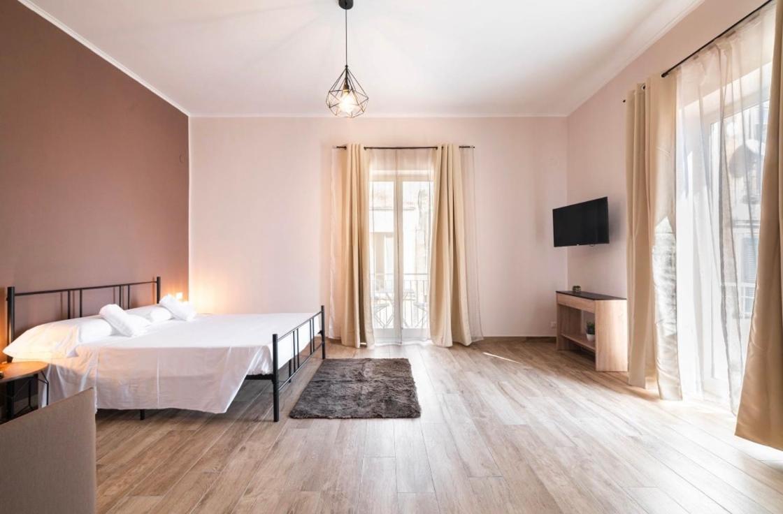 Relais Borbonico Apartment Наполи Екстериор снимка