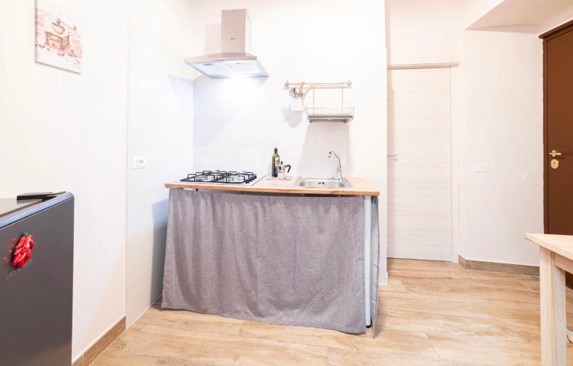 Relais Borbonico Apartment Наполи Екстериор снимка