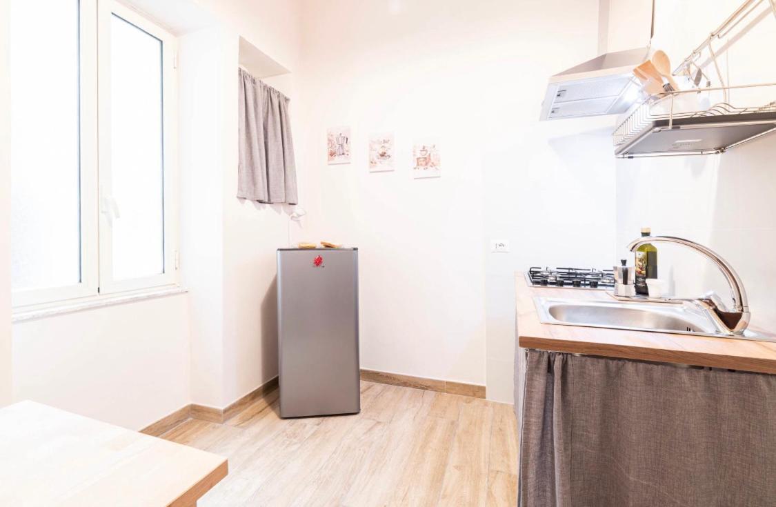 Relais Borbonico Apartment Наполи Екстериор снимка