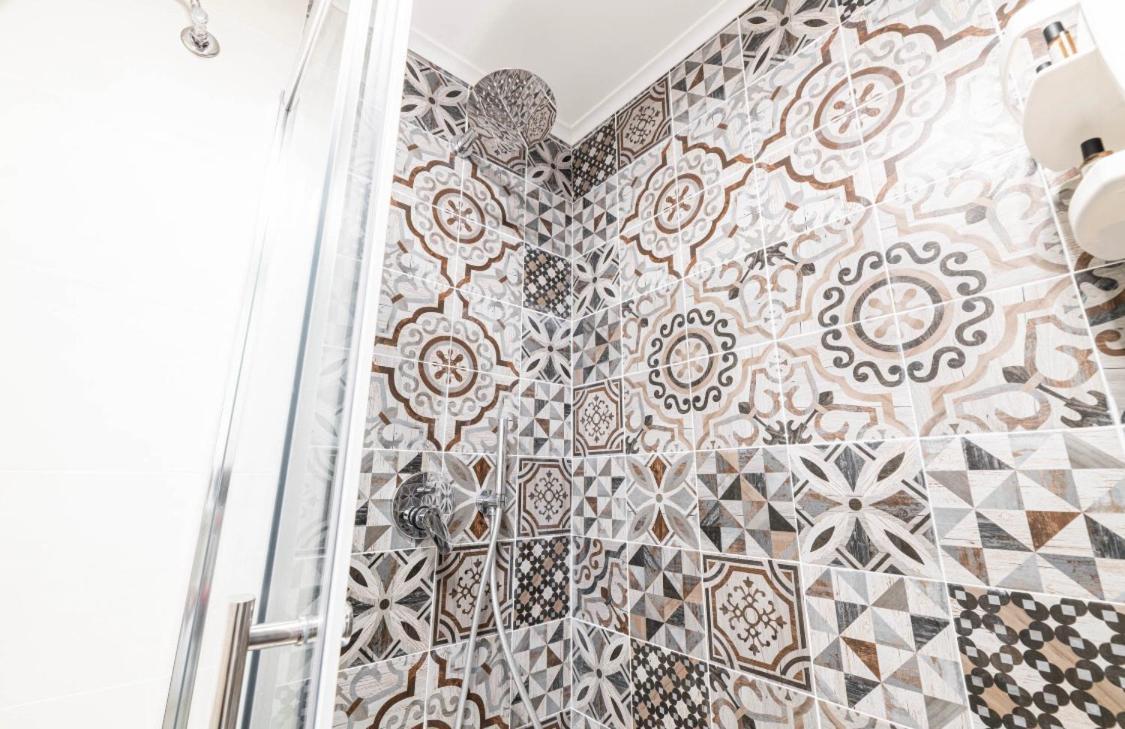Relais Borbonico Apartment Наполи Екстериор снимка
